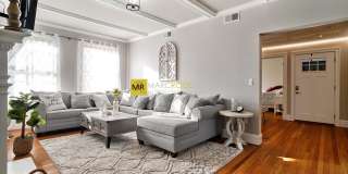 Most Luxurious OFF-CAMPUS CHOICE! near BU campus! Heat  HW Inc. W/D in Unit Gallery 1