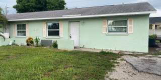 4504 68th Street W #B Gallery 1