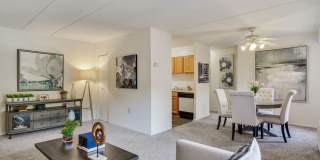 Parkway Apartments Gallery 16