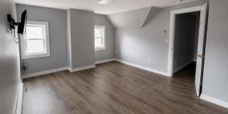 848 Thomas Street Gallery 21
