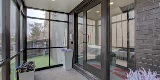 Highland Park Gallery 16