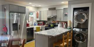 Updated Townhouse backed by National Forest Gallery 4