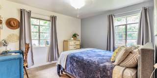 1220 Binford Street Gallery 6