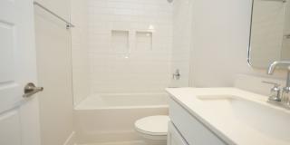 COMING SOON |3 BR/4.5B Newly Renovated Townhome | • 1-car garage |Loft Bonus Room w/Rooftop terrace| In Dilworth! Gallery 25