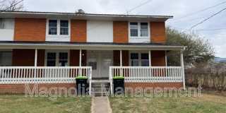 226 Oak St Gallery 1