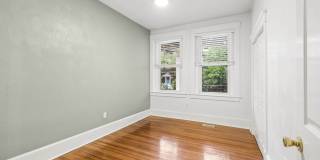 Stunning 1st floor condo located in the heart of highly sought after West Ghent featuring 3 bedrooms and 2 full bathrooms! Gallery 27