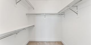 175 Huguenot Street Gallery 8