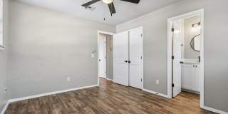 Charming 3 Bedroom Home with Spacious Backyard Gallery 15