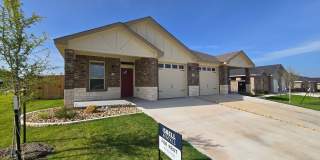 5401 Rose Garden Lp (A/B) Gallery 1