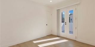 2108 N Pass Avenue Gallery 13