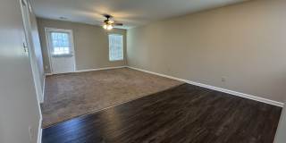 708 Chatham Court - 1 Gallery 13