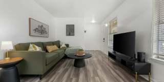 7105 Lilac Lane Gallery 7