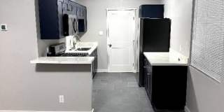 1102 W Cochise Dr Gallery 2