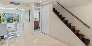 811 W Oakland Park Boulevard Gallery 11