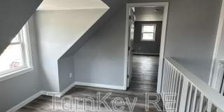 18108 Oakwood Avenue Gallery 7