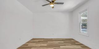 1030 Meadow Ave Gallery 2