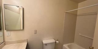 <b>Three Bedroom Single Story SE Reno Home<br><br> Gallery 9