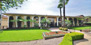 630 W Huntington Gallery 1