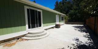 927 N Oak Street Gallery 1
