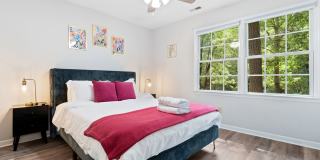 2be / 1.5ba Duplex Unit B - Great Convenient Location Gallery 46