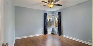 115 N Hager Avenue Gallery 15