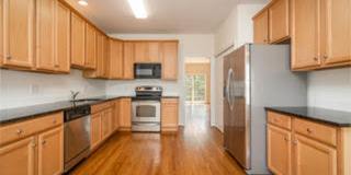Spacious, Large, Luxury 3 Bedroom Townhouse in Hockessin, Delaware Gallery 14