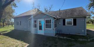 $850 - 2 bed 1 bath - Single Family Home Gallery 1