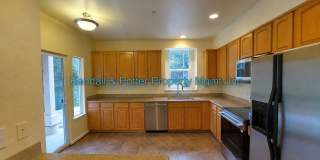 Spacious Ground-Floor 3BD/2BA Condo in Prime Scotts Valley Location Gallery 7