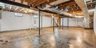 4220 Webb Street Gallery 18