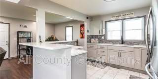 8707 E 74th Terrace Gallery 3