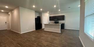 Classic Three Bedroom Two Bath Home in a Great Neighborhood Classic Three Bedroom Two Bath Home in a Great Neighborhood Gallery 10