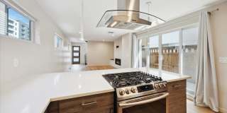 Fantastic Front Side Luxury Denver Townhome! Gallery 13