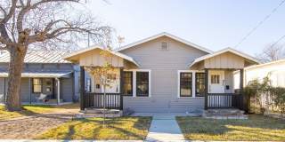 RECENTLY RENOVATED CHARMING 1/1 DUPLEX IN THE HAPPENING HISTORIC DISTRICT OF DIGNOWITY HILL Gallery 1
