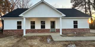 41 Wooten Avenue Gallery 1