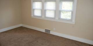 Great house in NE Lincoln! Gallery 16