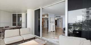 18671 Collins Ave Gallery 44