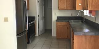 3 Bedroom 2 Bath home w Garage Gallery 6