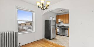 4505 North Greenview Avenue Gallery 1