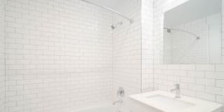 600 Washington Gallery 17