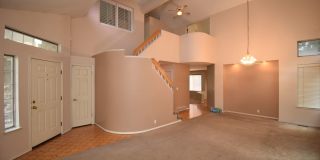 Bright Holladay 4 Bed Home – High Ceilings in Prime Location!! Gallery 5