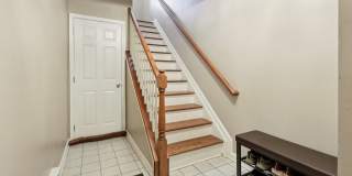 273 ROSLYN CT Gallery 39