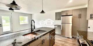 2107 Willis Ave Gallery 1