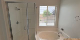 NW Visalia Home For Rent! Close to sports park & shopping centers! Gallery 22