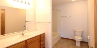 Mill Pond  Apartments Gallery 13