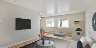 25 Emerson Gallery 7