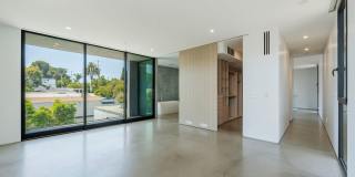 Zen House | Award-Winning Architectural Lease in Manhattan Beach Gallery 29