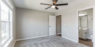 Hunters Creek Gallery 16