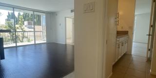 125 North Barrington Avenue Gallery 6