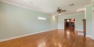 300 Oak Hollow Drive Gallery 24