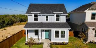 112 Cardinal Woods Court Gallery 1